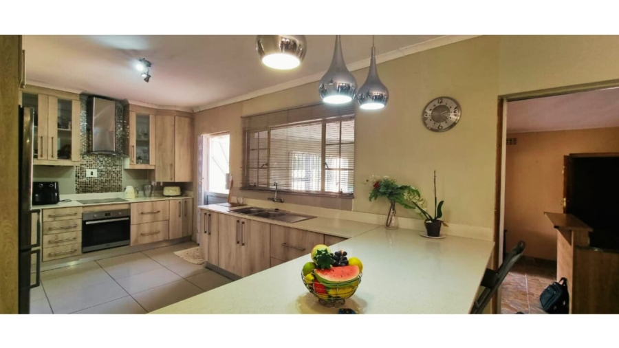 4 Bedroom Property for Sale in Haven Hills Eastern Cape